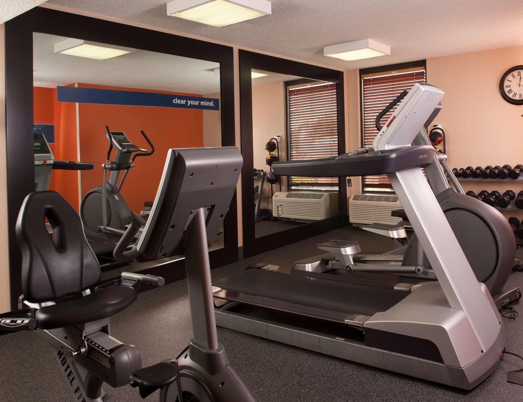 Hampton Inn Atlanta-North Druid Hills Екстериор снимка