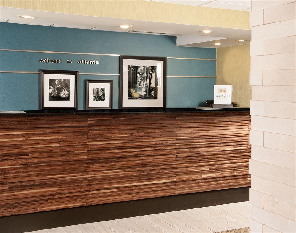 Hampton Inn Atlanta-North Druid Hills Екстериор снимка
